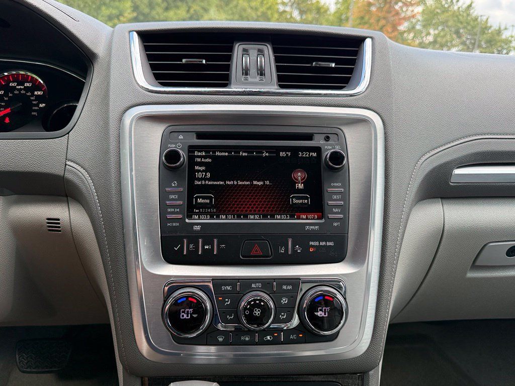 Used 2016 GMC Acadia SLT w/ Open Road Package FWD image 18