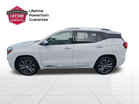 Used 2020 GMC Terrain Denali w/ Denali Premium Package image 2