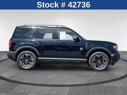 Certified 2025 Ford Bronco Sport Outer Banks w/ Outer Banks Tech Package+ AWD/4WD image 4