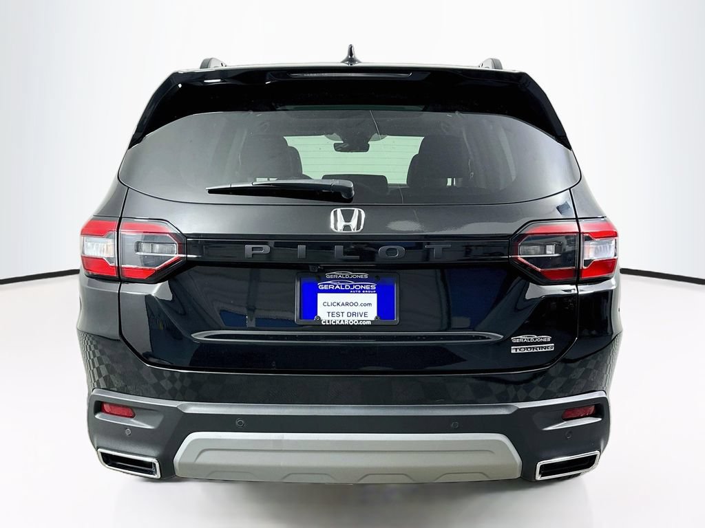 Certified 2025 Honda Pilot Touring image 15