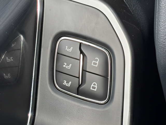 Used 2023 Ford F150 Lariat AWD/4WD image 26
