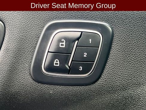 Certified 2023 Ford Escape Platinum image 30