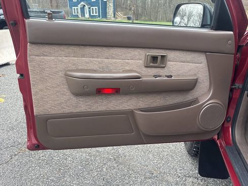 Used 1998 Toyota Tacoma 4x4 Xtracab V6 image 18