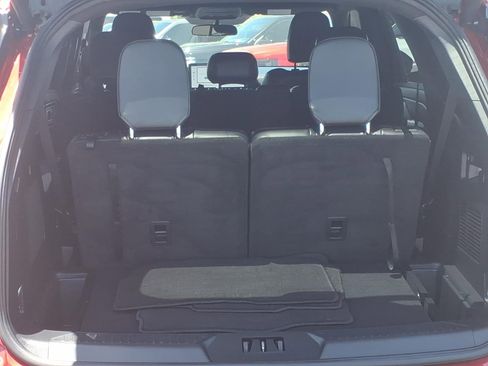 Certified 2025 Ford Explorer ST-Line RWD image 17