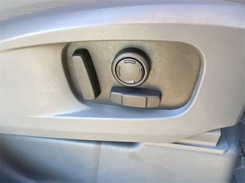 Used 2023 Land Rover Defender 110 X-Dynamic SE image 20