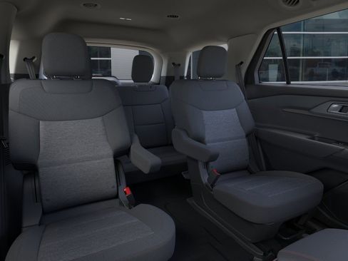 New 2026 Ford Explorer Active RWD image 13