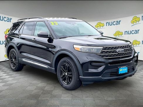 Used 2023 Ford Explorer XLT AWD/4WD image 1