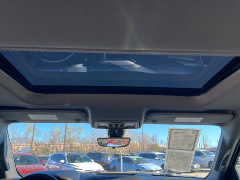 Used 2023 GMC Sierra 2500 Denali w/ Denali Black Diamond Edition image 21