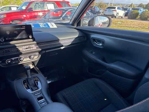 Certified 2024 Honda HR-V Sport image 23