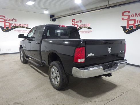 Used 2018 RAM 2500 Big Horn image 3