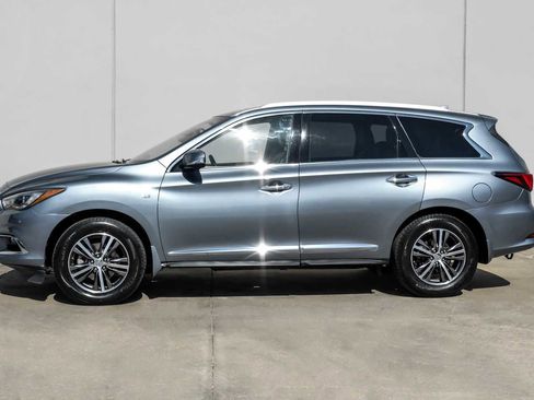 Used 2019 INFINITI QX60 Luxe w/ Essential Package image 14