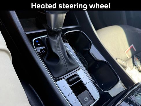 Used 2022 Hyundai Santa Cruz Limited image 17