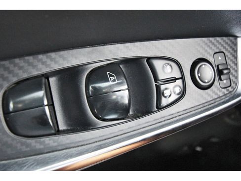 Used 2024 Nissan Sentra SR w/ SR Premium Package image 21