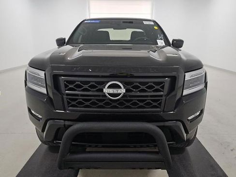 Used 2023 Nissan Frontier SV w/ Midnight Edition Package AWD/4WD image 3