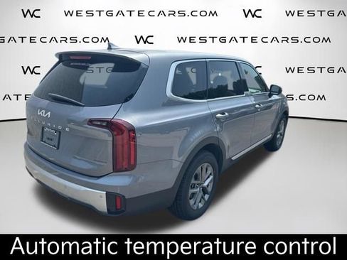 Certified 2024 Kia Telluride LX FWD image 8