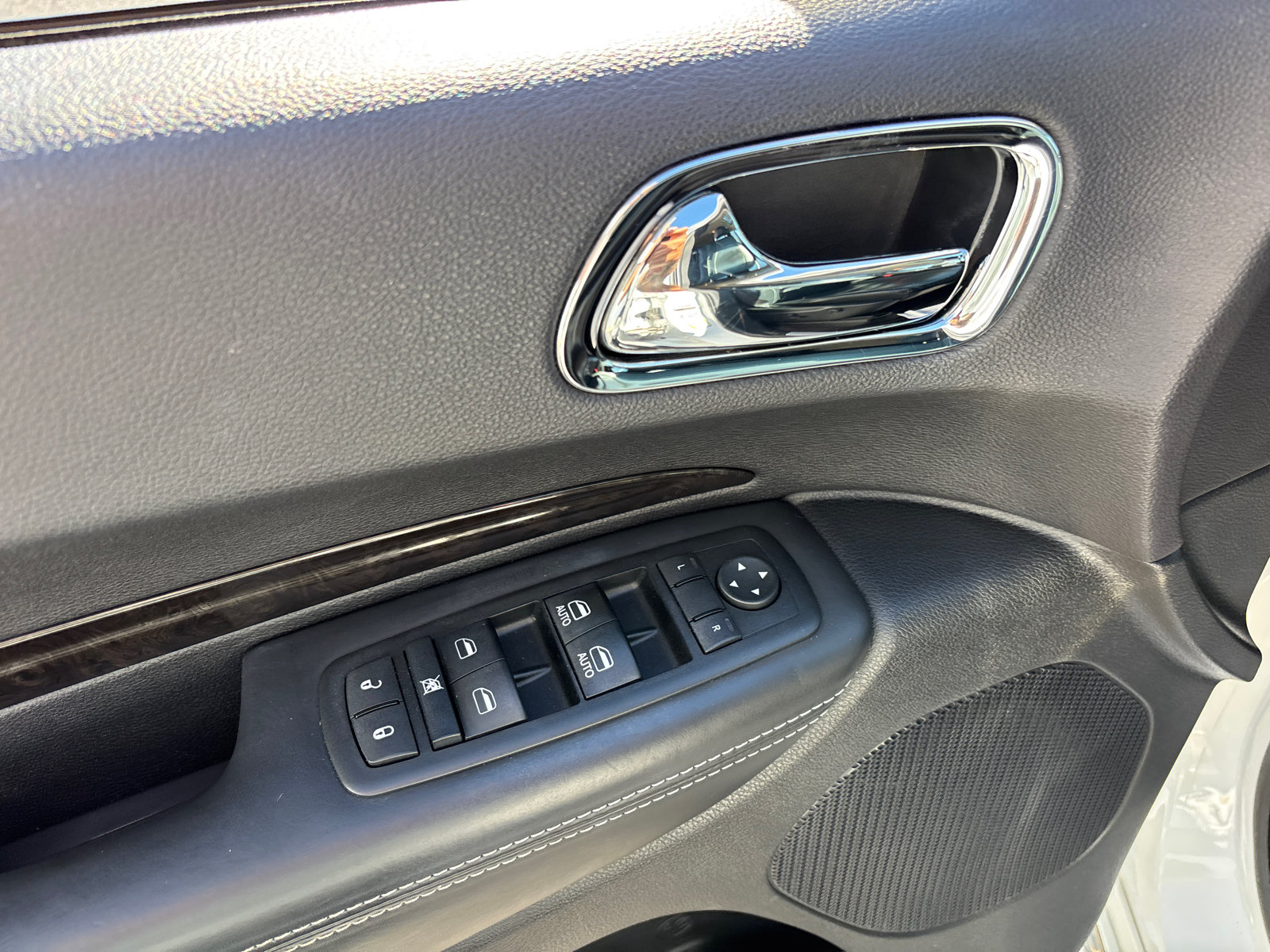 Used 2016 Dodge Durango Citadel w/ Technology Group RWD image 12
