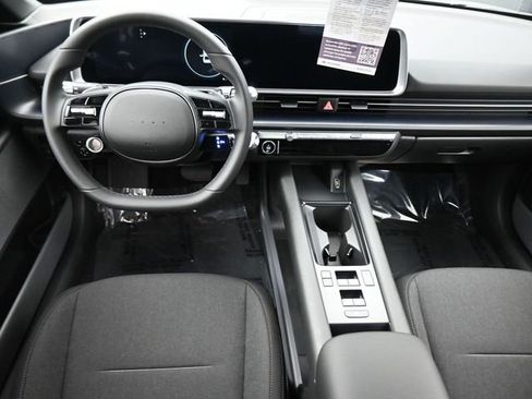 New 2025 Hyundai Ioniq 6 SE image 12