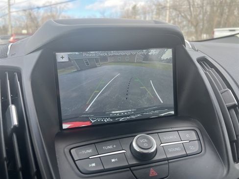 Used 2019 Ford Escape SE image 26