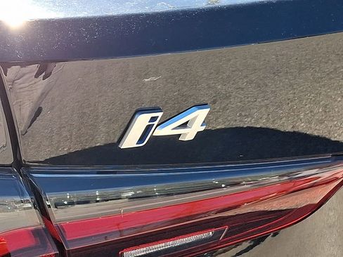 Used 2023 BMW i4 eDrive40 w/ Premium Package image 33