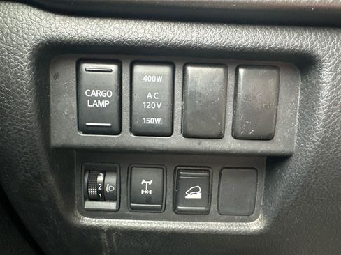 Used 2023 Nissan Titan PRO-4X w/ Off Road Protection Package image 19