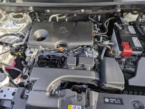 Used 2025 Toyota RAV4 XLE Premium image 36