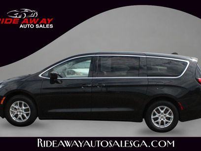 Used 2022 Chrysler Voyager LX