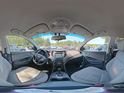 Used 2017 Hyundai Santa Fe Sport FWD image 9