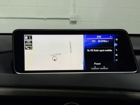 Used 2018 Lexus RX 350L AWD w/ Premium Package image 34