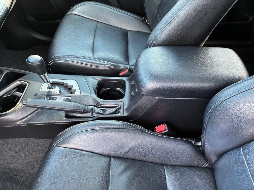 Used 2016 Toyota RAV4 XLE AWD/4WD image 25