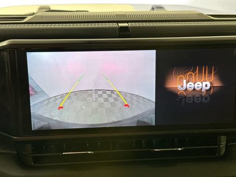 Used 2024 Jeep Wrangler Unlimited Sahara w/ Safety Group AWD/4WD image 12