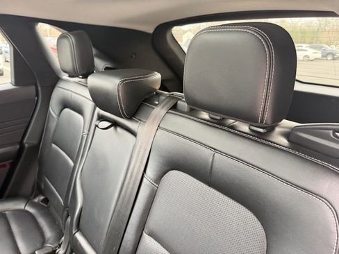 Used 2022 Ford Escape SEL image 5