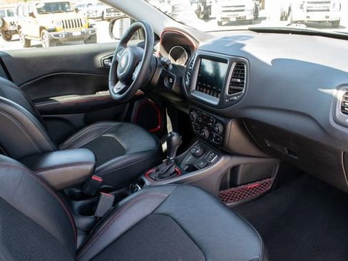Used 2021 Jeep Compass Trailhawk AWD/4WD image 22