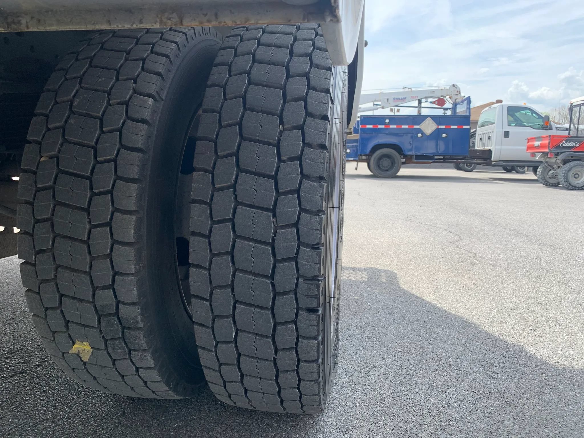 Used 2012 Ford F550 2WD Regular Cab Super Duty w/ Payload Upgrade Pkg image 43