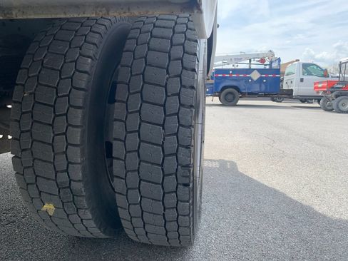 Used 2012 Ford F550 2WD Regular Cab Super Duty w/ Payload Upgrade Pkg image 43