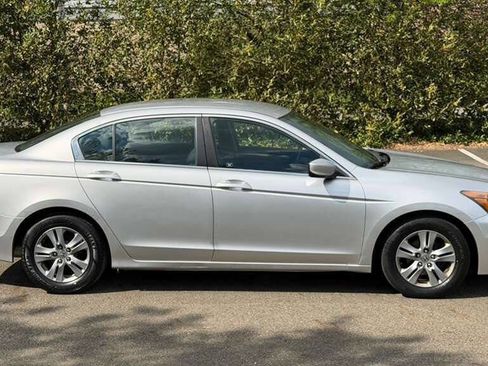 Used 2012 Honda Accord SE image 8