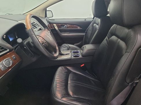 Used 2014 Lincoln MKX FWD w/ Equipment Group 101A image 17