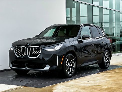 New 2026 BMW X3 xDrive30 w/ Premium Package image 9