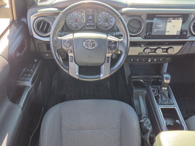 Used 2018 Toyota Tacoma TRD Sport w/ Technology Package RWD image 7