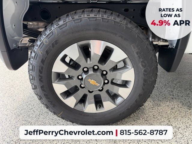 New 2026 Chevrolet Silverado 2500 Custom w/ Custom Value Package AWD/4WD image 26