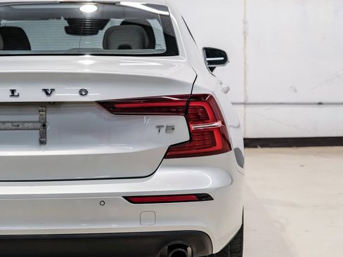 Used 2019 Volvo S60 T5 Momentum w/ Premium Package image 50
