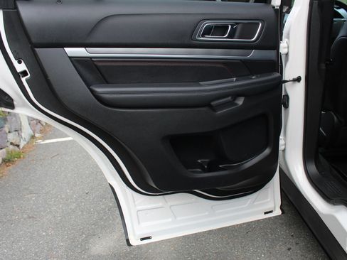 Used 2017 Ford Explorer Sport AWD/4WD image 15