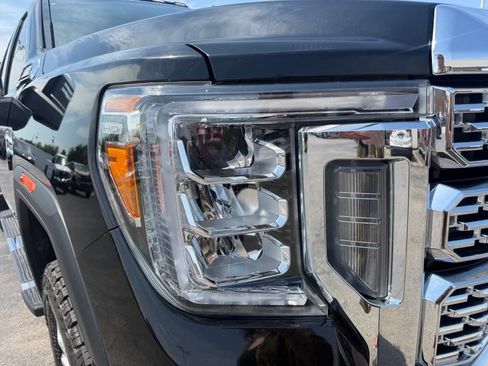Used 2020 GMC Sierra 2500 Denali w/ Denali Ultimate Package AWD/4WD image 8