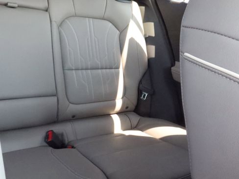 New 2025 Buick Envista Avenir image 12