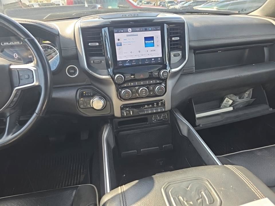 Used 2022 RAM 1500 Laramie AWD/4WD image 14