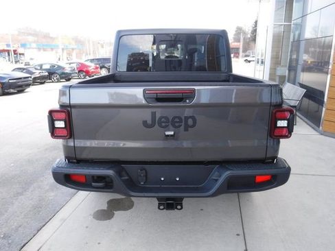 New 2026 Jeep Gladiator Willys image 12