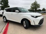 Used 2023 Kia Soul LX w/ Option Group 015 image 5