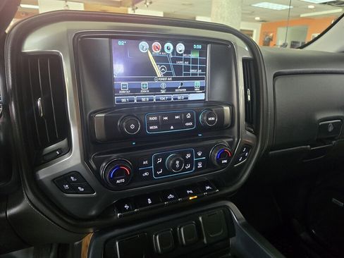 Used 2017 Chevrolet Silverado 1500 LTZ w/ Sport Package AWD/4WD image 27
