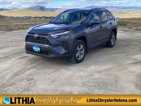 Used 2023 Toyota RAV4 XLE image 1