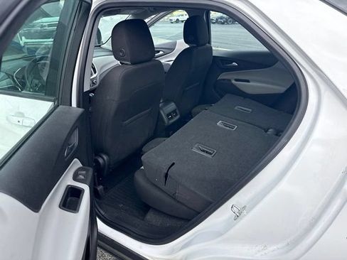 Used 2018 Chevrolet Equinox LS FWD image 22