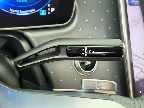 Used 2023 Mercedes-Benz EQE 500 500 Sedan image 43